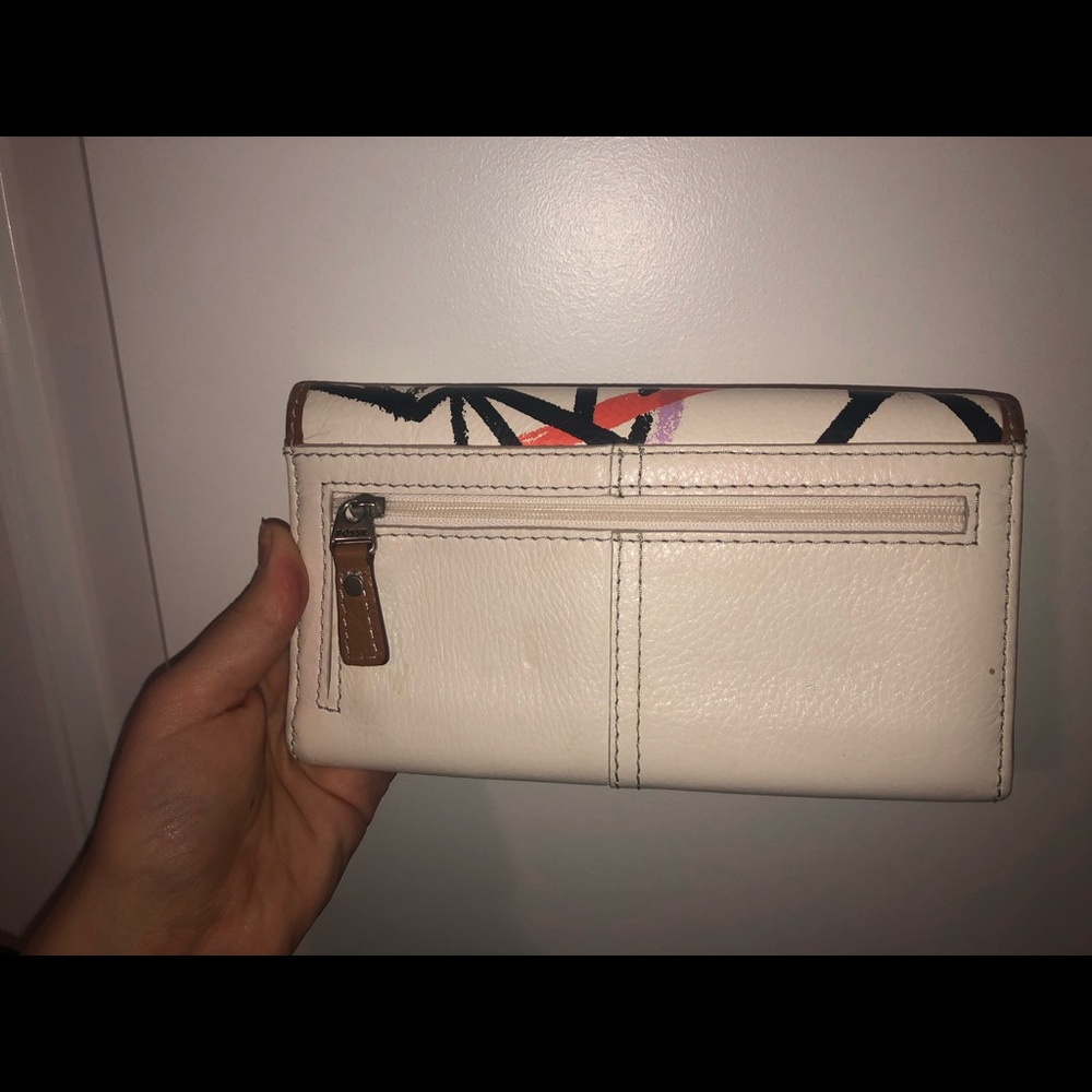 Large Fossil Wallet - Picture 4 of 4